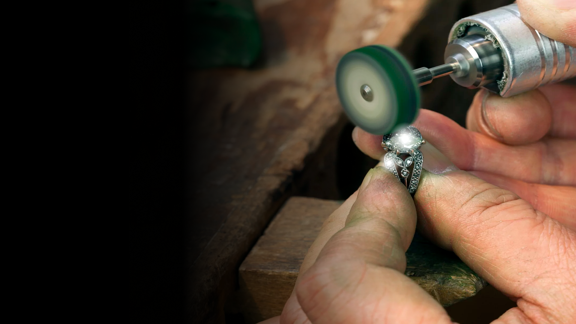 Expert jewelry repair services in Aventura FL